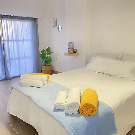 Apartamento Apto Con Piscina En La Zona De Castillo *