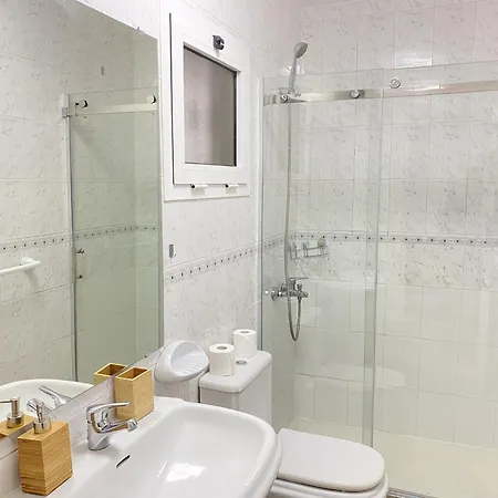 Apto Con Piscina En La Zona De Castillo